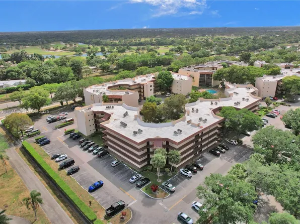 6555 W Broward Blvd APT 209, Plantation, FL 33317