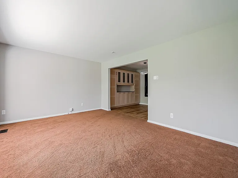 19513 Pollyanna Dr — Photo 4