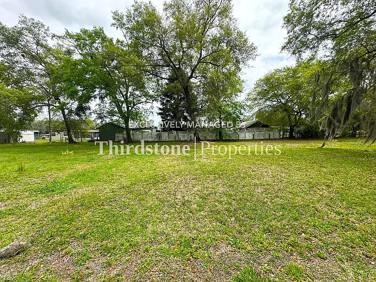 1727 Lindsey Rd — Photo 18