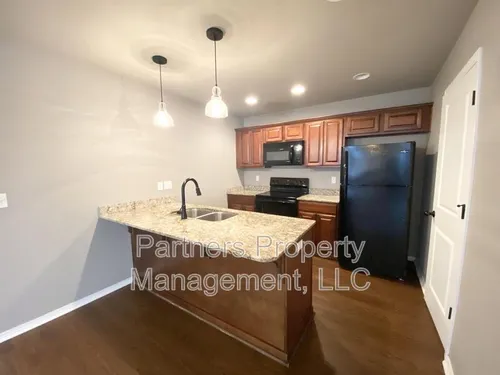 812 Hindman Dr #1 Photo 1