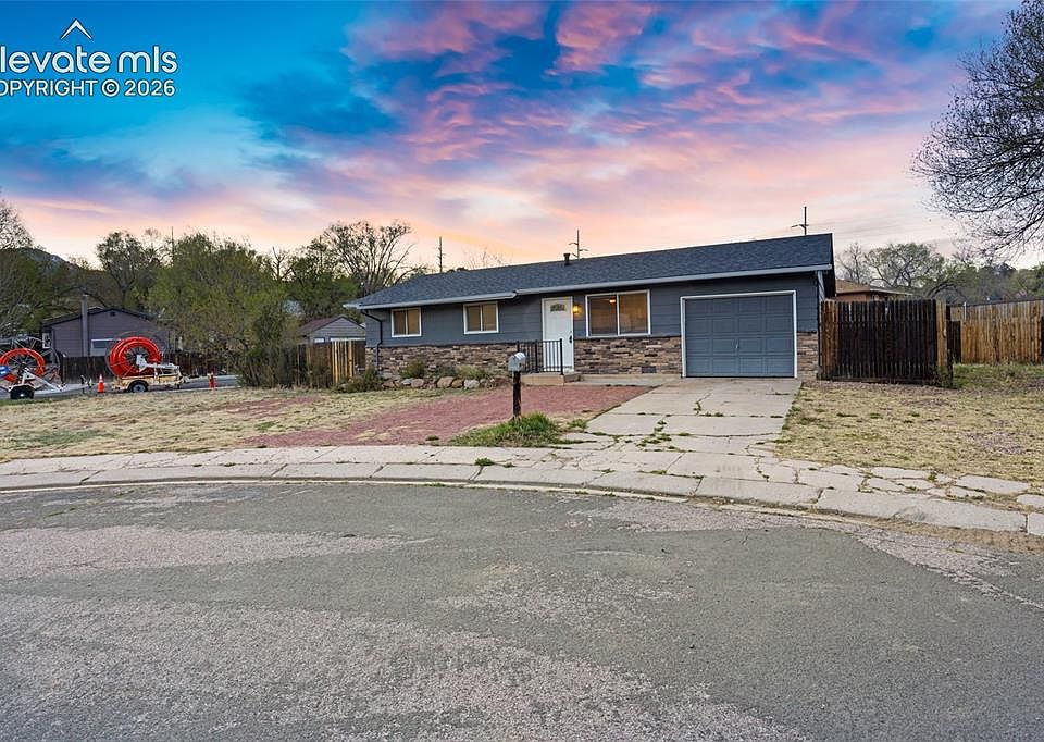1st image of 2436 Launcelot Ct