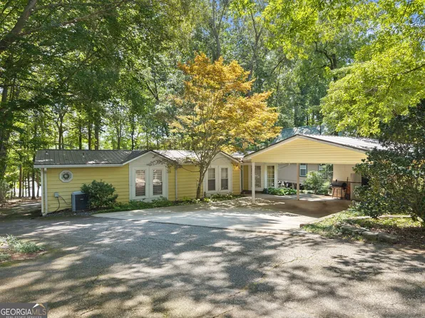 878 Lakeshore Rd, Martin, GA 30557