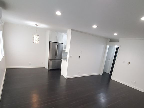 4th image of 1115 Cordova St APT 107