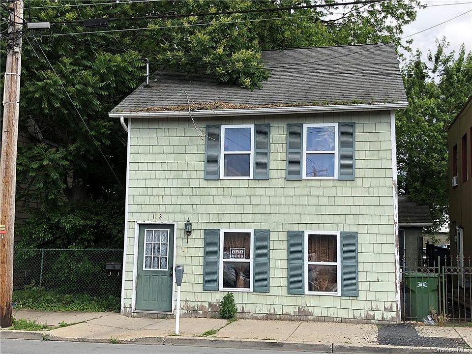 2nd image of 102 Greenwich Ave