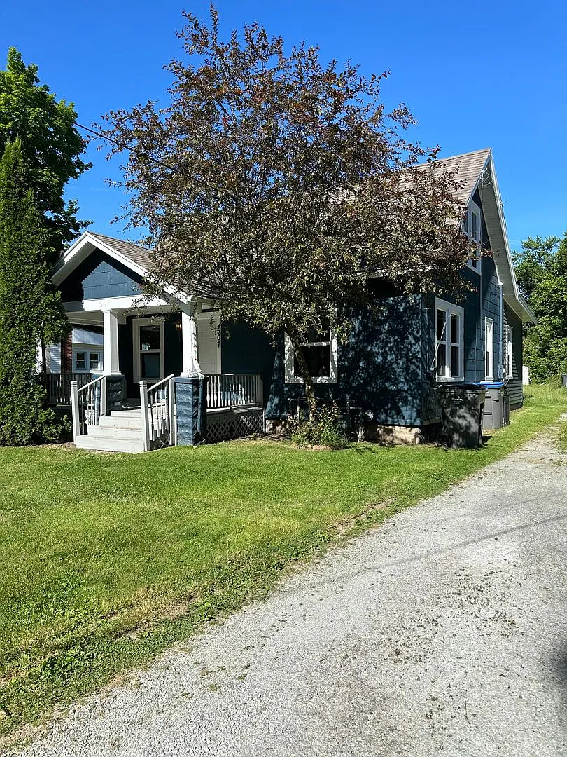 507 Dewey Avenue — Photo 1