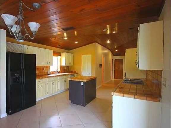 5th image of 483 NW 105th Dr #10