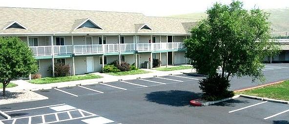 1st image of 1520 Cooley St APT 7