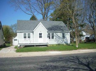 721 Division St, Algoma, WI 54201