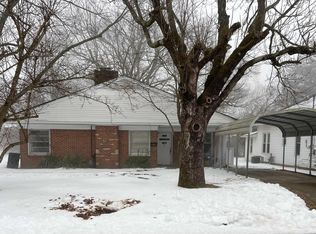 211 S 15th St, Murray, KY 42071