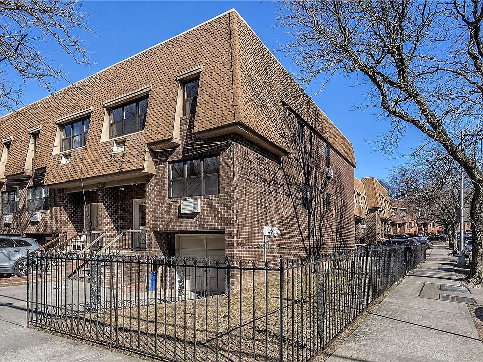 6823 Douglaston Pkwy, Douglaston, NY 11362 Zillow