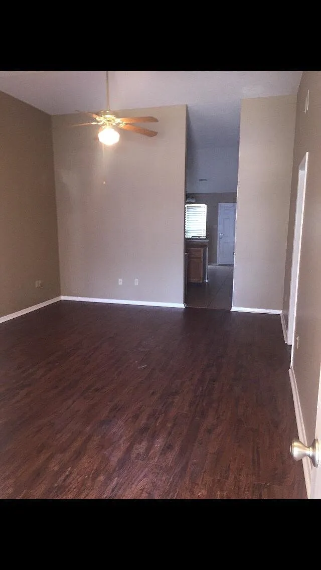 3 bed, 1875 sqft, $1,725 — Photo 4