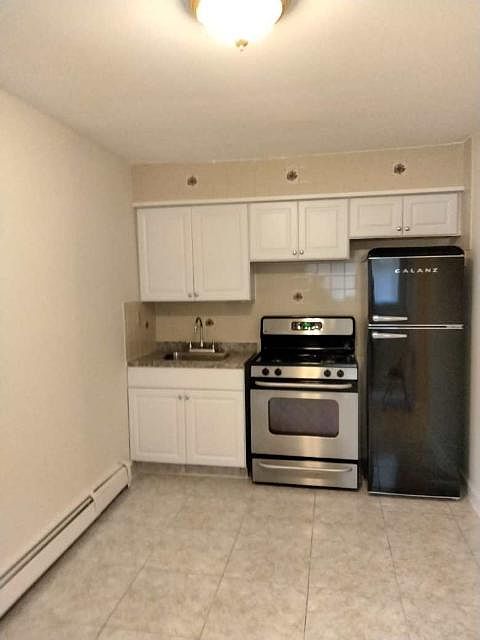 1st image of 451 Stobe Ave Floor 1