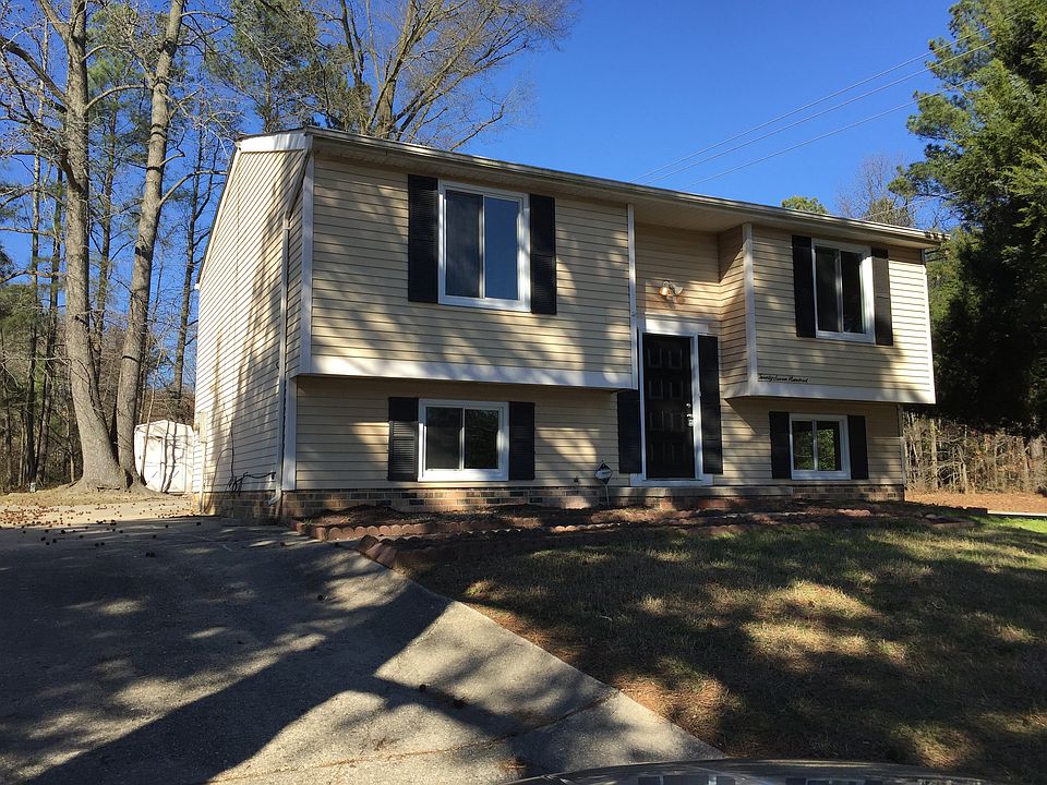 1st image of 2700 Tinstree Dr
