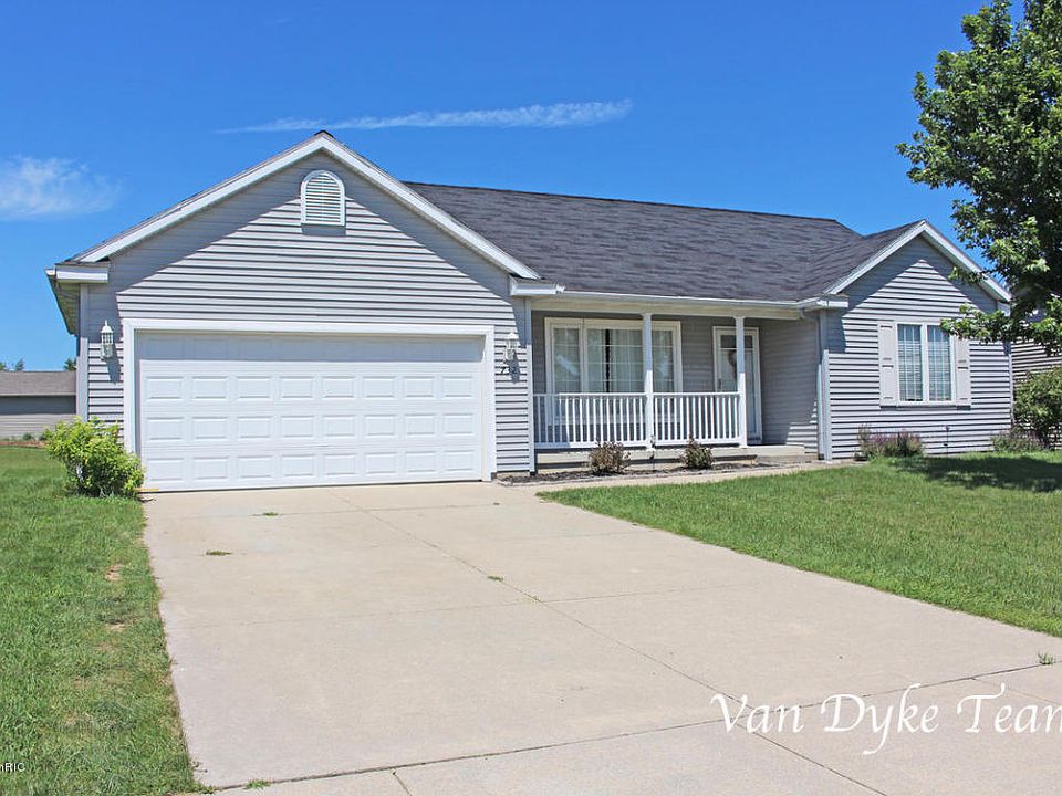 1st image of 732 Green Meadows Dr