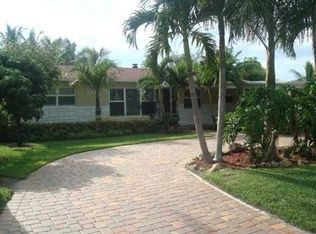 7403 W Lake Dr, Lake Clarke Shores, FL 33406