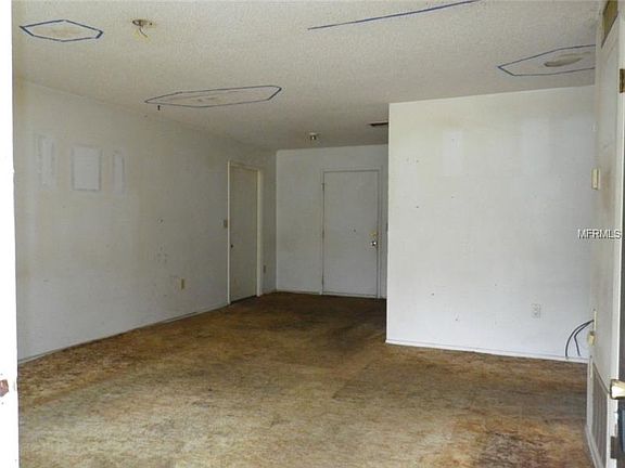 2nd image of 1018 S Hawthorne Ave