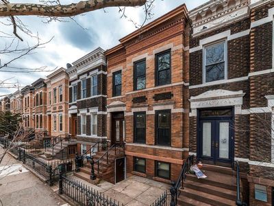 438 37th St, Brooklyn, NY, 11232
