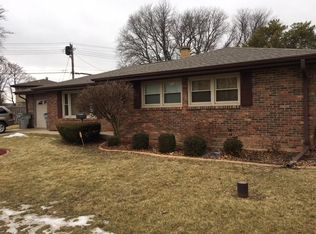 9124 W Herbert Ct, Milwaukee, WI 53225
