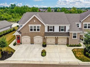 80 Old Pond Rd, Springboro, OH 45066