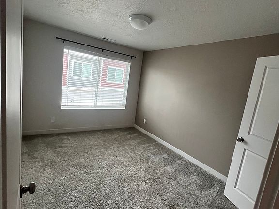4th image of 3712 W Pure Nirvana Ln