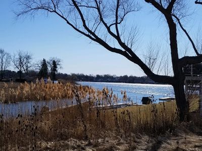 960 Peninsula Dr, Wauconda, IL, 60084