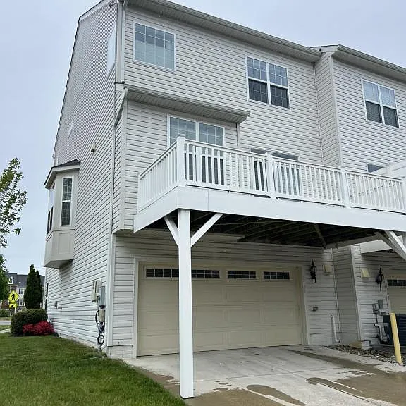 2101 Saint Josephs Dr — Photo 36