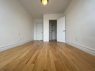 Rented by Hillel Realty Group