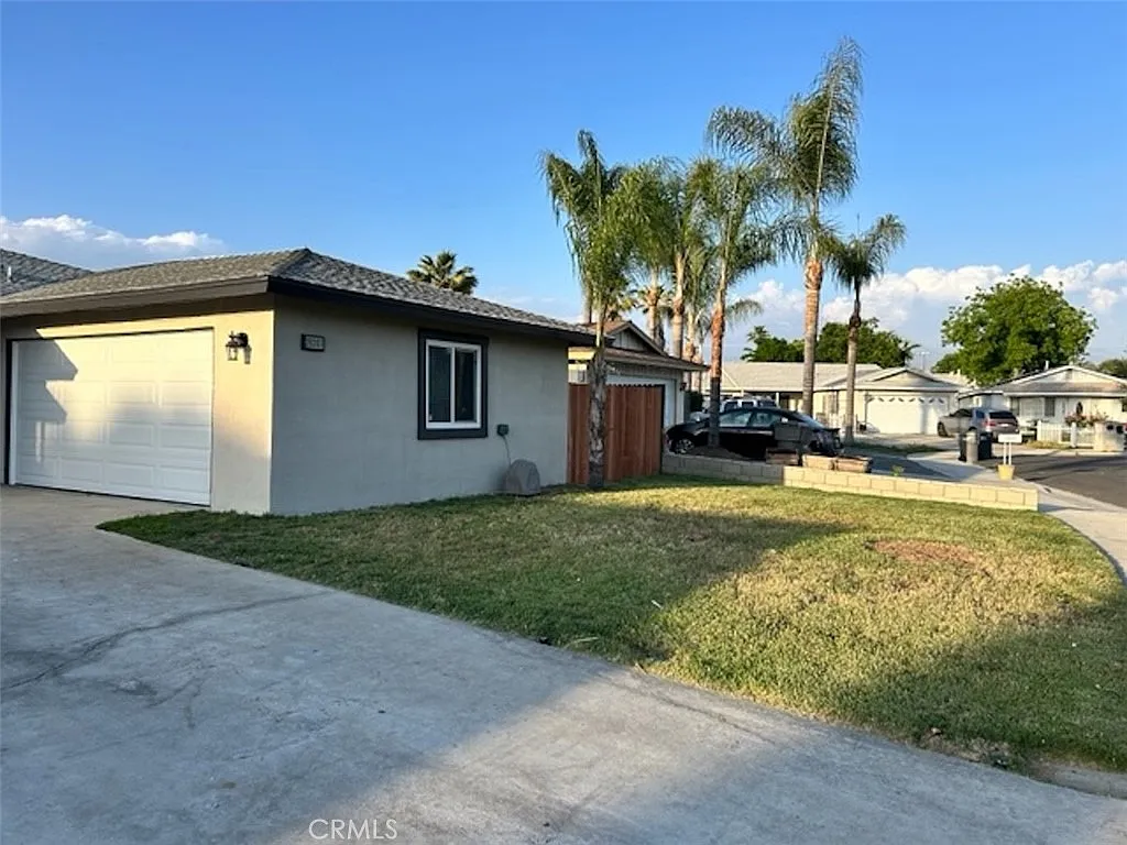 4 bed, 1287 sqft, $2,750 — Photo 3