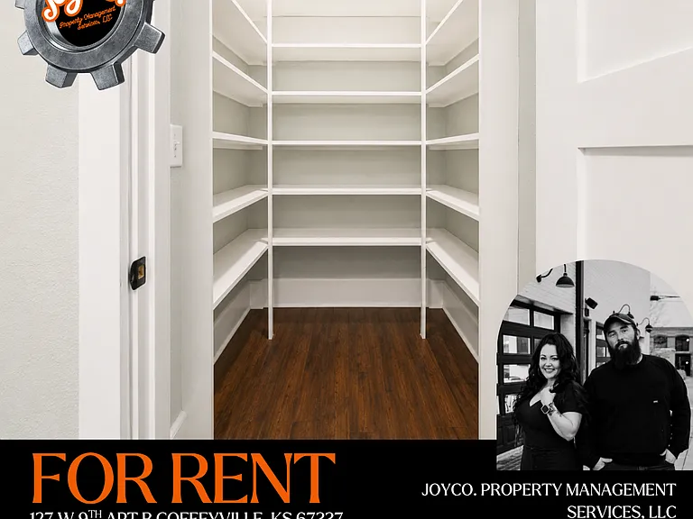 Kitchen pantry