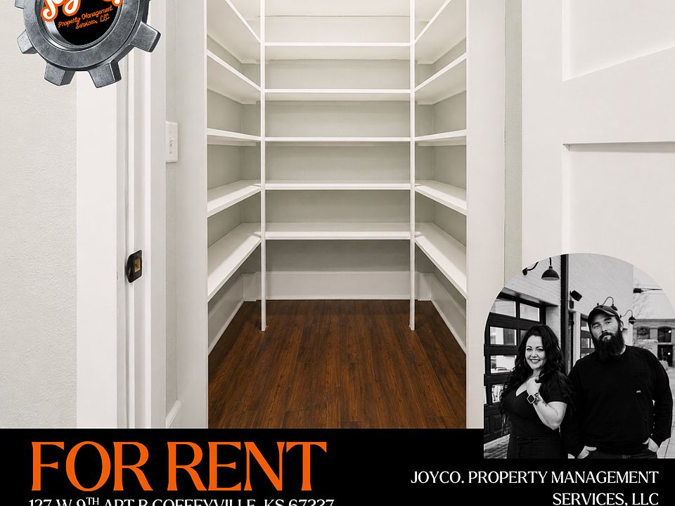 Kitchen pantry