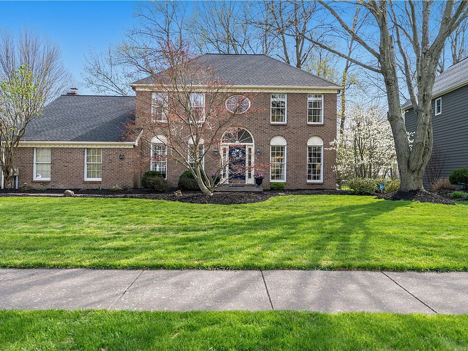 1st image of 3460 Woodlands Cir
