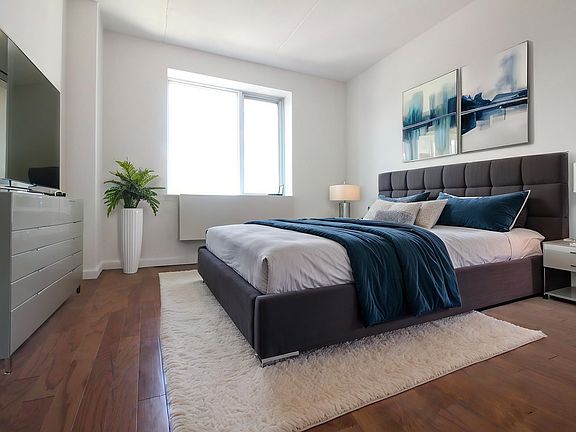 5th image of 225 8th Ave #9B