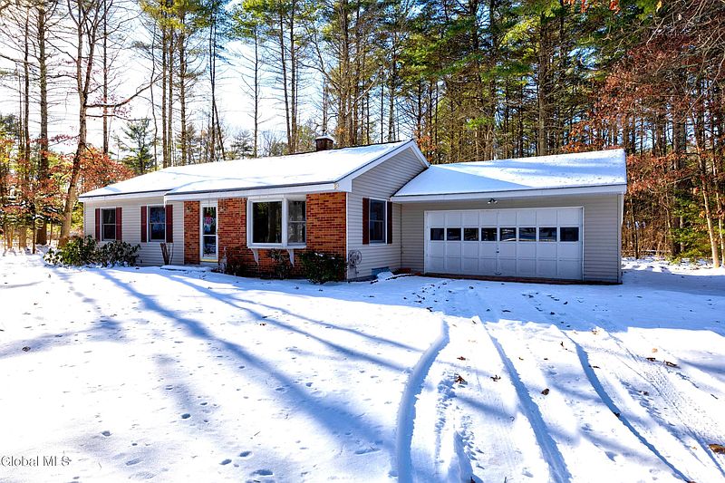 2nd image of 9 Evergreen Lane