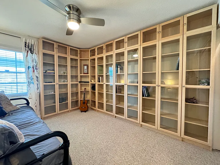 1155 Edgewater Cir — Photo 26