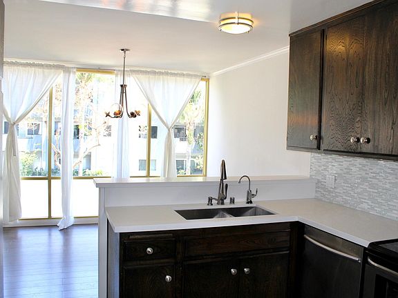 Kitchen and Dining with View
