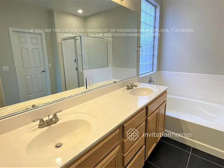 10463 Foggy Glen Ave — Photo 8