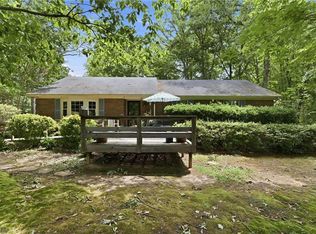 118 Honey Rd, Stokesdale, NC 27357