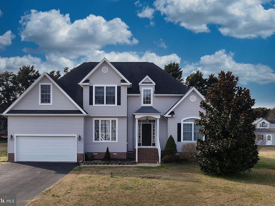 1st image of 2606 Cambrook Dr