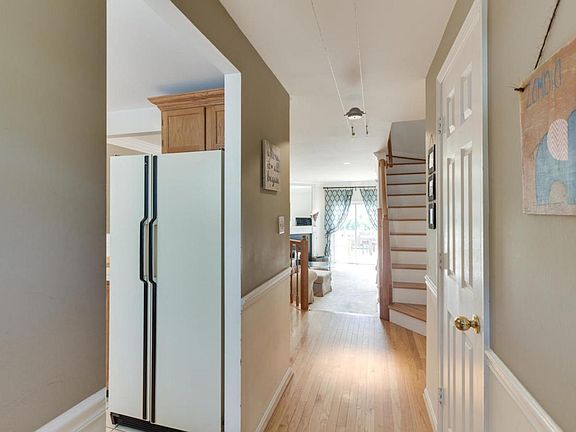 5th image of 5807 Norham Dr