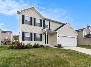 2893 Jordan River Dr, Fowlerville, MI 48836