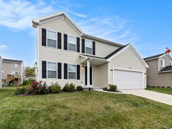 2893 Jordan River Dr, Fowlerville, MI 48836