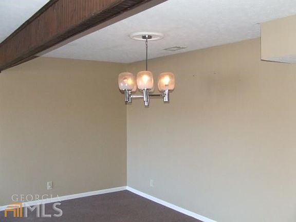 3rd image of 219 Flat Creek Ct