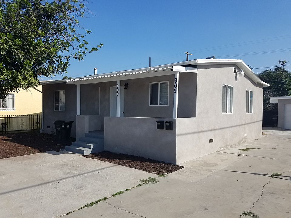 1st image of 900 E 103rd St