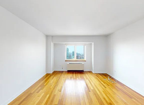 2nd image of 425 5th Ave APT 63A