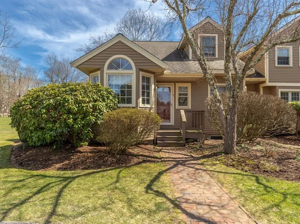 5 Leman Ln, Hopkinton, MA 01748