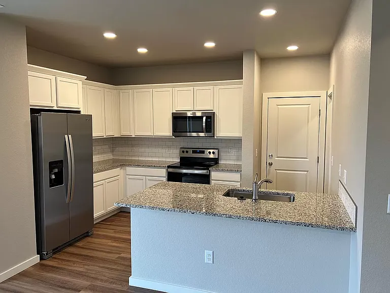 3655 Ronald Reagan Ave — Photo 14