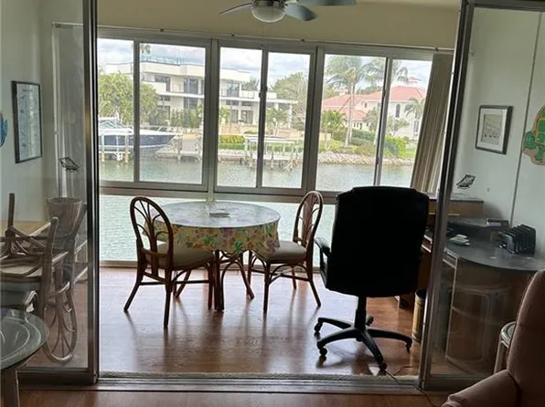 1550 Gulf Shore BLVD N #E4, NAPLES, FL 34102