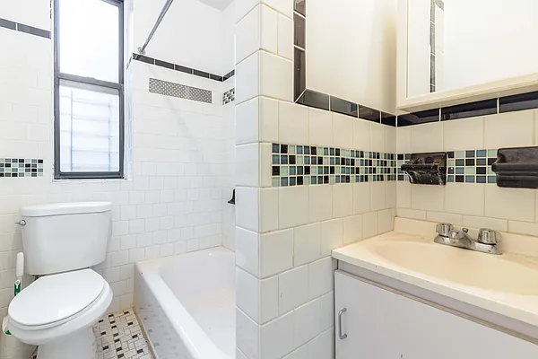 Rented by MNS | media 14