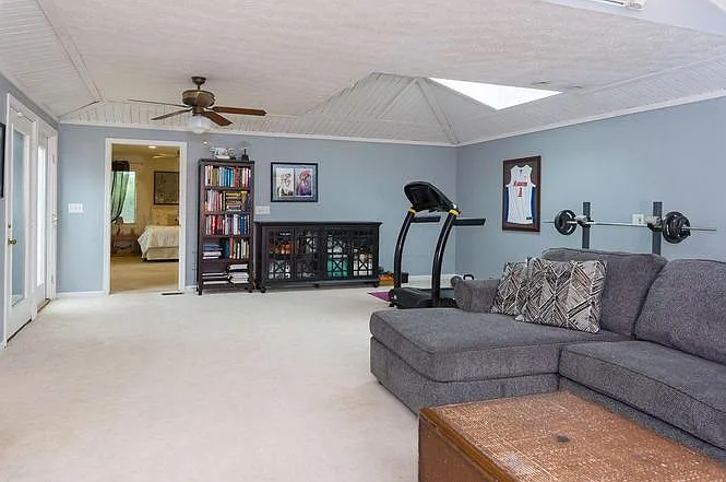 1617 Slade Ave — Photo 15