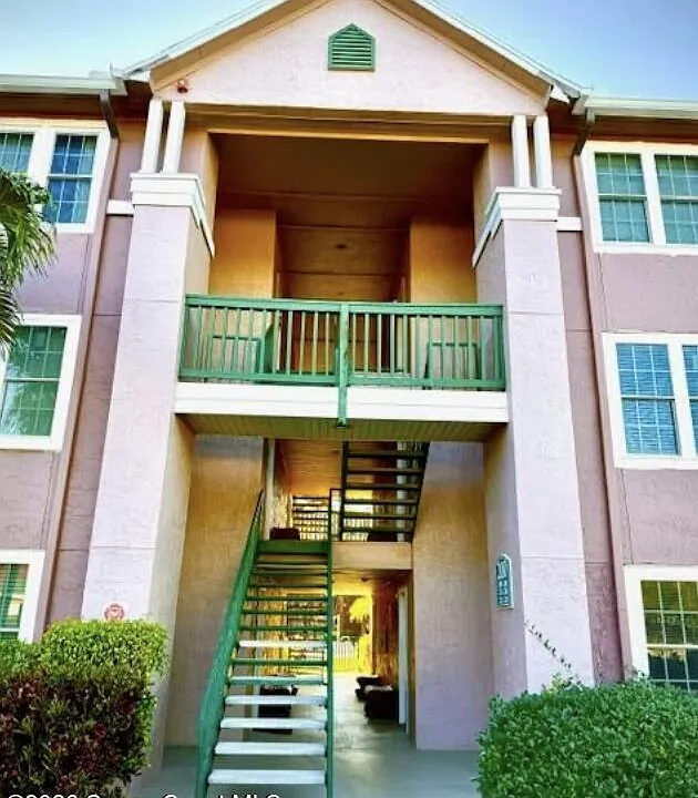 7667 N Wickham Rd E #224